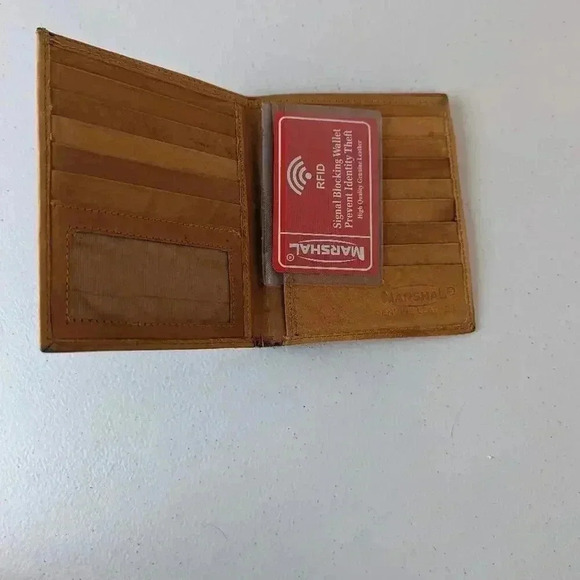 Marshal Leather Wallet - Picture 3 of 4